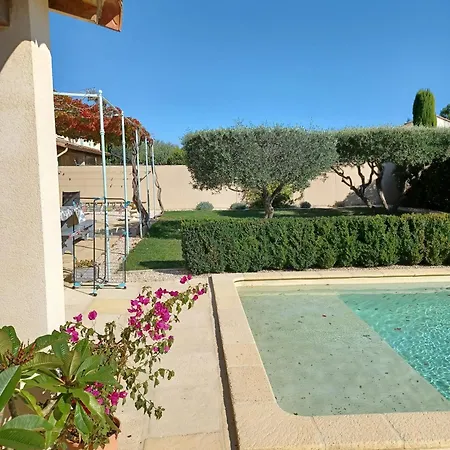 Chez Nanou Saint-Hilaire-d'Ozilhan