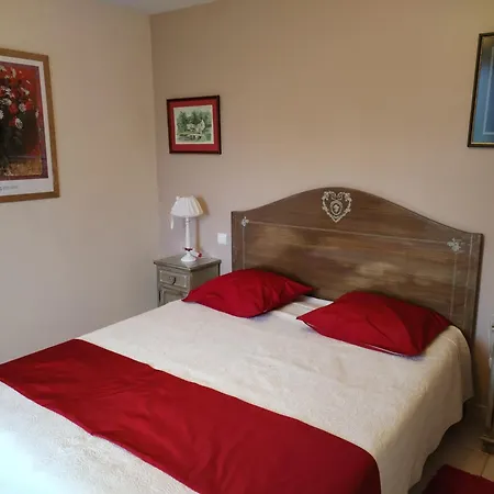 Bed & Breakfast Chez Nanou, Piscine Et Wifi Saint-Hilaire-dʼOzilhan