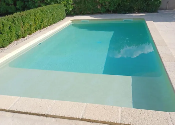 Chez Nanou Saint-Hilaire-dʼOzilhan