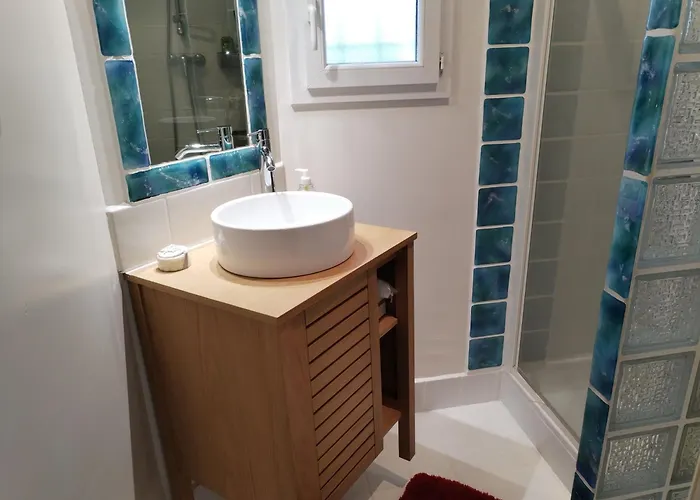 Chez Nanou 3* Saint-Hilaire-d'Ozilhan