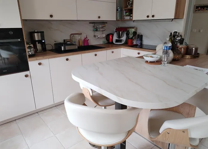 Chez Nanou Saint-Hilaire-d'Ozilhan